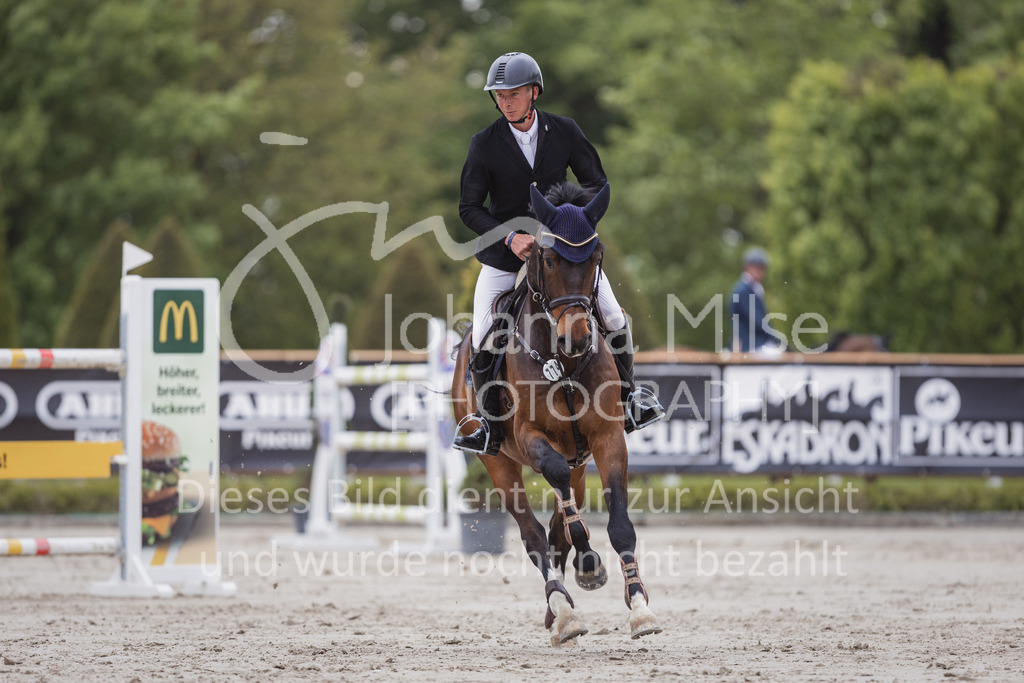 230520_MayDays_Zeit-S-249 | Deine schönsten Turniermomente als professionelle Fotos! Entdecke hochwertige Pferdesport-Fotografie im Online-Shop. Jetzt Fotos finden & bestellen!
