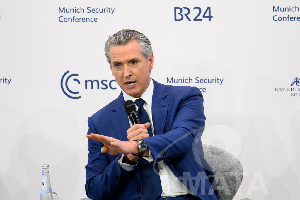 _DWA6289 | MATA IndoCon - Realisiert mit Pictrs.com