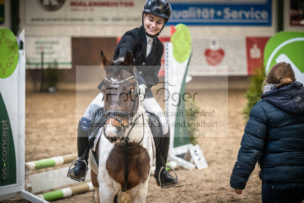 DOS_0033 | Entdecke hochwertige Reitturnierfotos von Foto Oger. Professionell, emotional und authentisch – jetzt Lieblingsmomente im Shop bestellen.Deutschlandweite Turnierfotografie. - Realisiert mit Pictrs.com