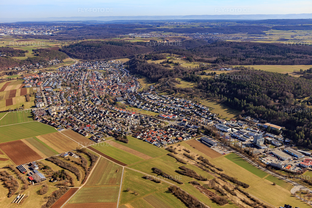 Luftbild: Ortsansicht von Nordwesten in Aidlingen im Bundesland Baden-Württemberg in Deutschland. Foto: IMG_124835.jpg vom 20.02.2021 durch Werner Riehm/FLY-FOTO.de