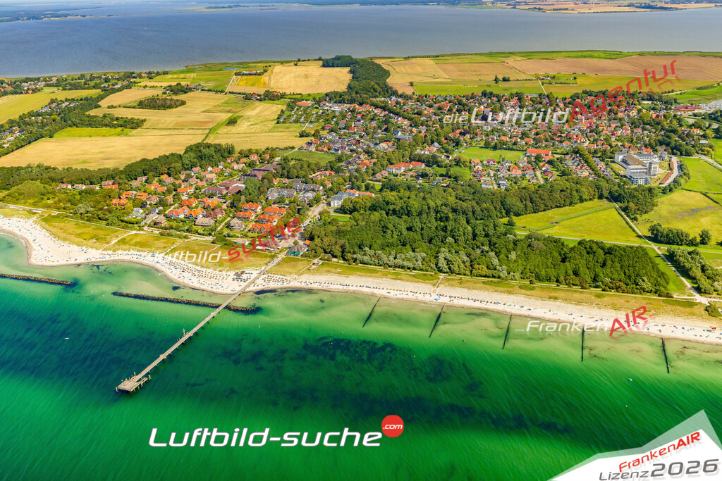 Ostsee Ufer Strand Wustrow Bild- Das Luftbild wurde 2025 vom UL-Flugzeug heraus erstellt ( keine Drohne bzw. Drohnenaufnahme ) - Hochauflösende Luftaufnahme -Nicht vergleichbar mit Google Maps oder Satelittenbilder- Die Geschenkidee !Mit Lizenz und Bildrechte bestellbar - CC