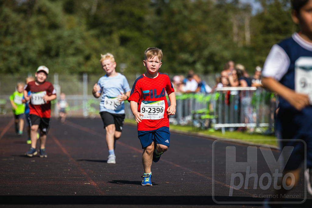 16. Hoywoj-CityLauf im Sportforum Hoyerswerda - 16.09.2023 | 1km VBH-Grundschul-Lauf 2. Klassen - Realisiert mit Pictrs.com