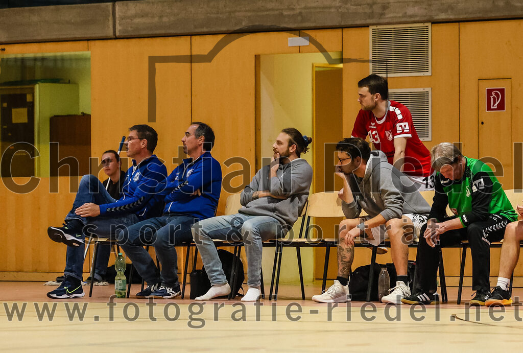 2024-10-20_030_SpVgg_Altenerding_II_gegen_TSV_Taufkirchen-Vils | Erding, Deutschland, 20.10.2024:Handball, Bezirksliga Männer Ost 2024 / 2025, 3. Spieltag, SpVgg Altenerding II gegen TSV Taufkirchen/Vils, Endergebnis: 15:20Tobias Huber (TSV Taufkirchen/Vils, #13)Foto: Christian Riedel / fotografie-riedel.net