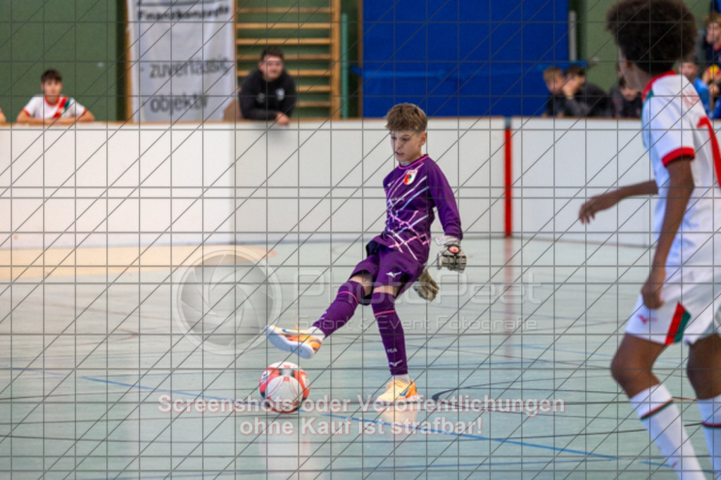 20251213_103810_0099 | FC Augsburg - SGM Do/Rei U1427. internationaler Prinzing Junior Cup in der Donzdorfer Lautertalhalle - 13.12.2025,Foto: PhotoPeet-Sportfotografie/Peter Harich