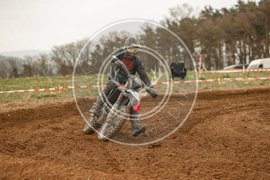 4TaktLauf2-209 | koppe-media - Realisiert mit Pictrs.com