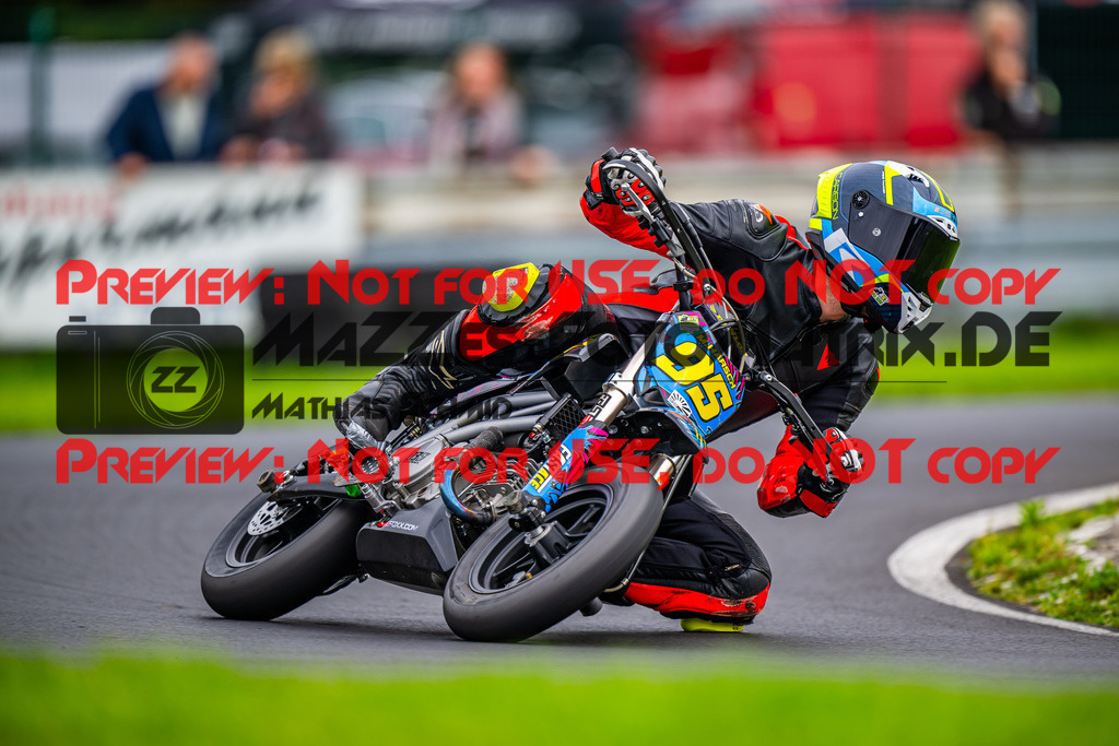 MaZZes_FotoMatrix_230827_1465 | K5