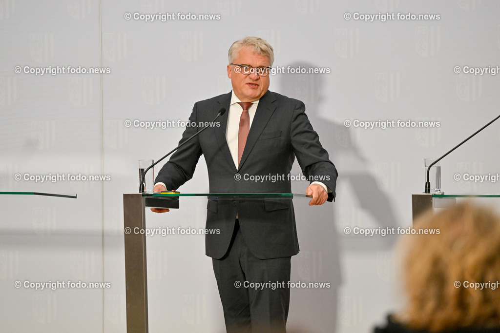 Kick-off-Veranstaltung der Gruendungspraesidentin_ IDSA_ 07.07.2023-27 | 07.07.2023, Landhaus Linz AUT, Kick-off-Veranstaltung der Gruendungspraesidentin, IDSA, im Bild Klaus Luger (SP, Bgm. der Stadt Linz)