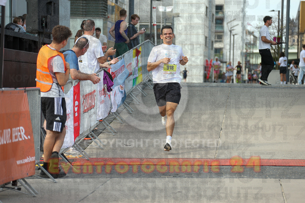 250920_1510_EX1_8471 | Sportfotografie im Rhein-Sieg Kreis, Köln, Bonn, NRW, Rheinland Pfalz, Hessen, etc. Unser Tätigkeitsfeld umfasst den Laufsport vom Volkslauf über den Marathon, Duathlon, Triathon bis zum Ultralauf wie Kölnpfad Ultra oder Schindertrail.