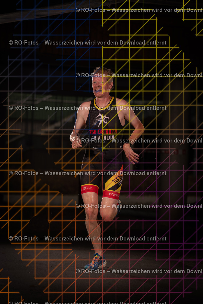 2026 Triathlon Kitzingen -7 | Sportfotografie von RO-Fotos: Motorsport, Motocross, Enduro, Laufveranstaltungen und Triathlon. Professionelle Fotos von Sportlern und Events. - Realisiert mit Pictrs.com