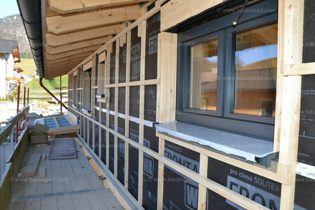 bib-lg13-holzbau-ausbau-0102 | Nach LV-Leistungsgruppen sortierte Detailfotos über den Bau eines Hauses. Alle Hausbau-Bilder direkt vom Urheber und Autor der Website Haus-Selber-Bauen.com