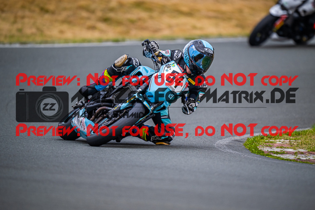 MaZZes_FotoMatrix_220723_1299 | TWIN