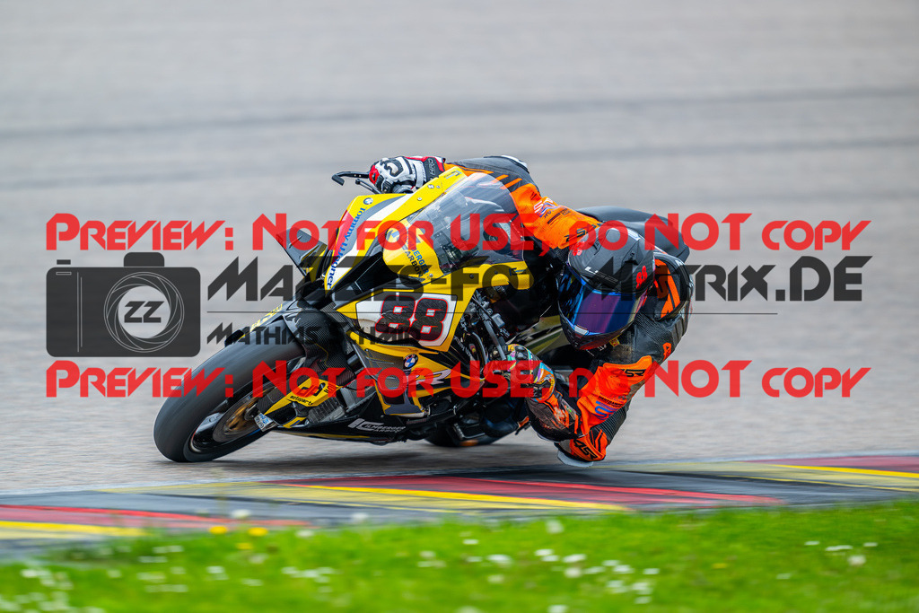 MaZZes_FotoMatrix_240504_6007705_3088 | STK1000