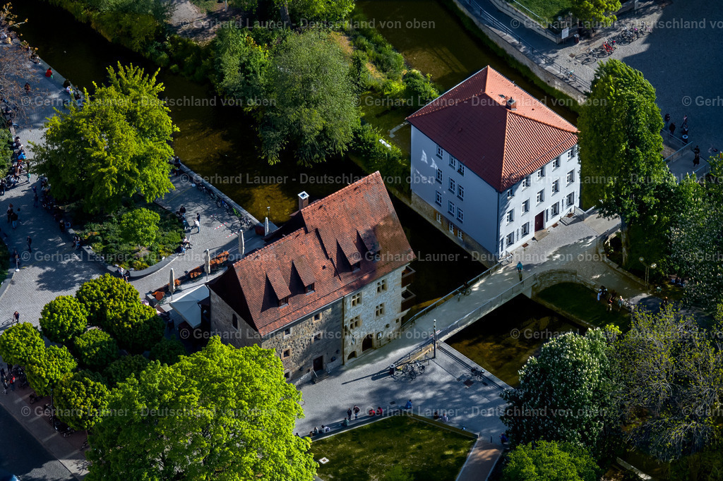 4025894 | ERFURT 06.05.2020 Gebäude des Restaurant "Augustiner an der Krämerbrücke" in einem historischen Gebäude in der Horngasse - Kreuzgasse - Dämmchen im Ortsteil Altstadt in Erfurt im Bundesland Thüringen, Deutschland. // Building of the restaurant "Augustiner on Kraemerbruecke" in the Horngasse - Kreuzgasse - Daemmchen in the district Altstadt in Erfurt in the state Thuringia, Germany. Foto: Gerhard Launer