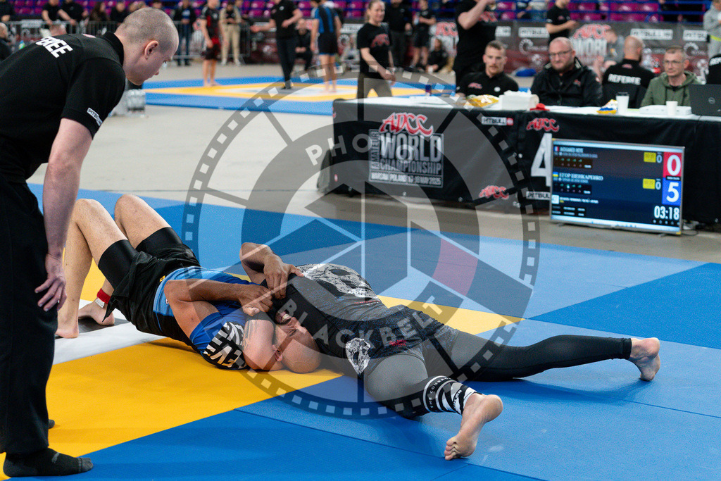 20250517PBB5335 | Athletes compete during the first day of the ADCC Amateur World Championship on May 15, 2025 in Warsaw, Poland. © Chiara Dazi / photoblackbelt