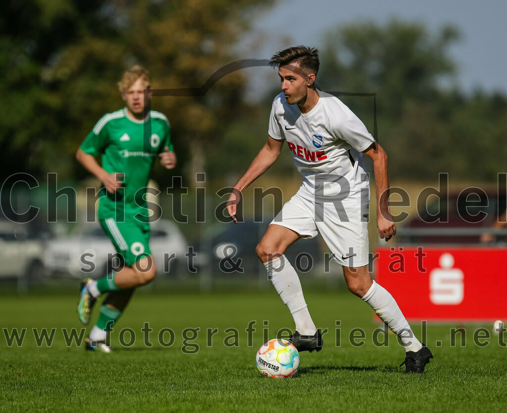 2023-09-10_062_SV_Eichenried_gegen_FC_Eitting | Eichenried, Deutschland, 10.09.2023:
Fußball, Kreisliga 2023 / 2024, 8. Spieltag, SV Eichenried gegen FC Eitting, Endergebnis: 1:2

Andreas Kostorz (FC Eitting, #19)

Foto: Christian Riedel / fotografie-riedel.net