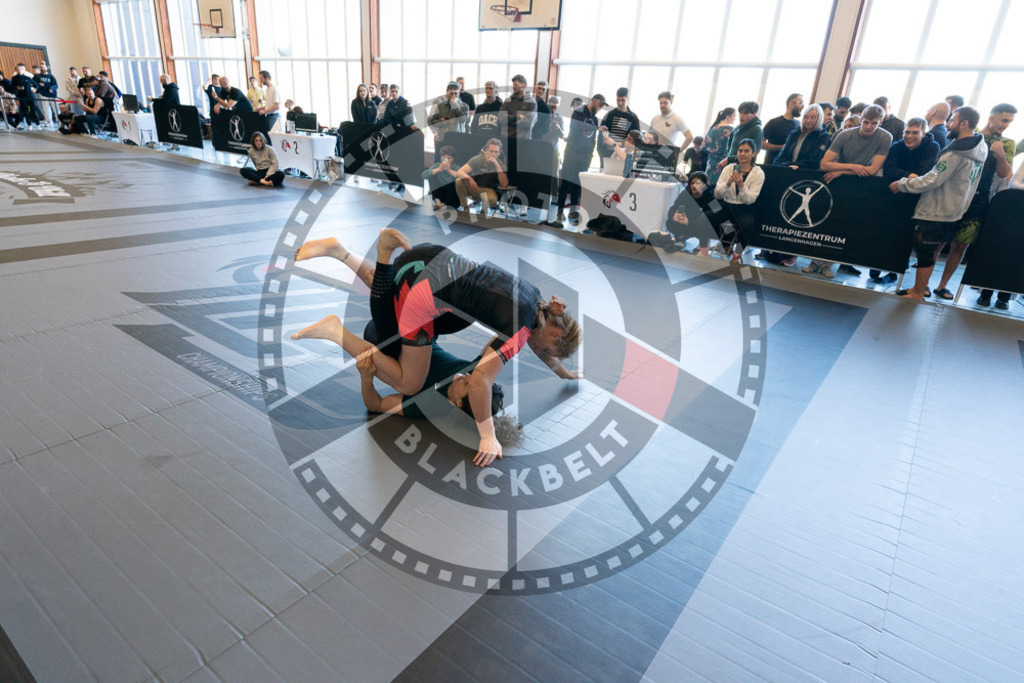 20250329PBB4027 | Fighters compete during the International Luta Livre (ILLCS) Germany IX Spring 2025 Competition spring on March 29, 2025 in Hannover, Germany.© Chiara Dazi