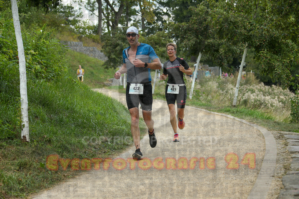 250824_1358_EX1_4482 | Sportfotografie im Rhein-Sieg Kreis, Köln, Bonn, NRW, Rheinland Pfalz, Hessen, etc. Unser Tätigkeitsfeld umfasst den Laufsport vom Volkslauf über den Marathon, Duathlon, Triathon bis zum Ultralauf wie Kölnpfad Ultra oder Schindertrail.