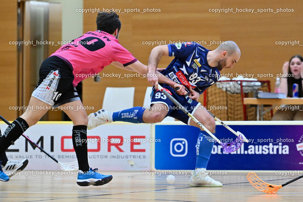 VSV Unihockey vs. Wiener Floorballferein 6.4.2024 | #10 Philipp Horn Wiener Floorballverein, #93 Laurin Illing VSV Unihockey, VSV Unihockey vs. Wiener Floorballferein 6.4.2024, VSV Unihockey vs. Wiener Floorballferein  am 06.04.2024 in Villach (Ballspielhalle St. Martin), Austria, (Photo by Bernd Stefan)