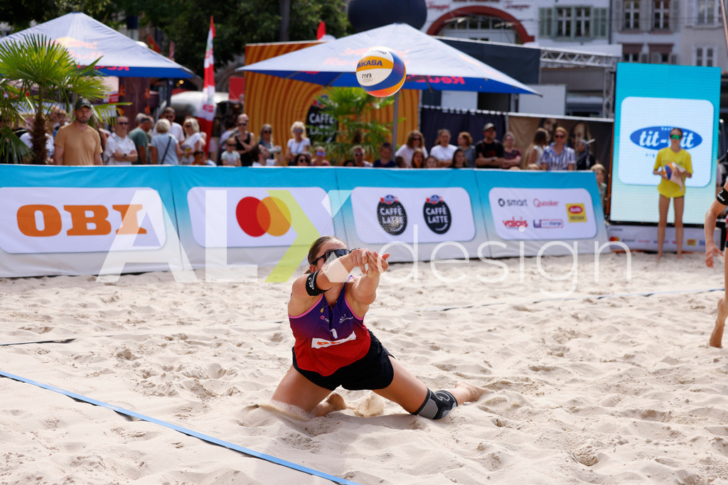 Obi BeachTour 2026 - Basel | BASEL, SWITZERLAND - JULY 18: JASMINE WANDELER (SUI) during the Obi BeachTour 2026 match between EUGSTER / GÄHWILER (SUI) and WANDELER / STOLZ (SUI) at Barfüsserplatz on July 18, 2026 in Basel, Switzerland. - Realisiert mit Pictrs.com