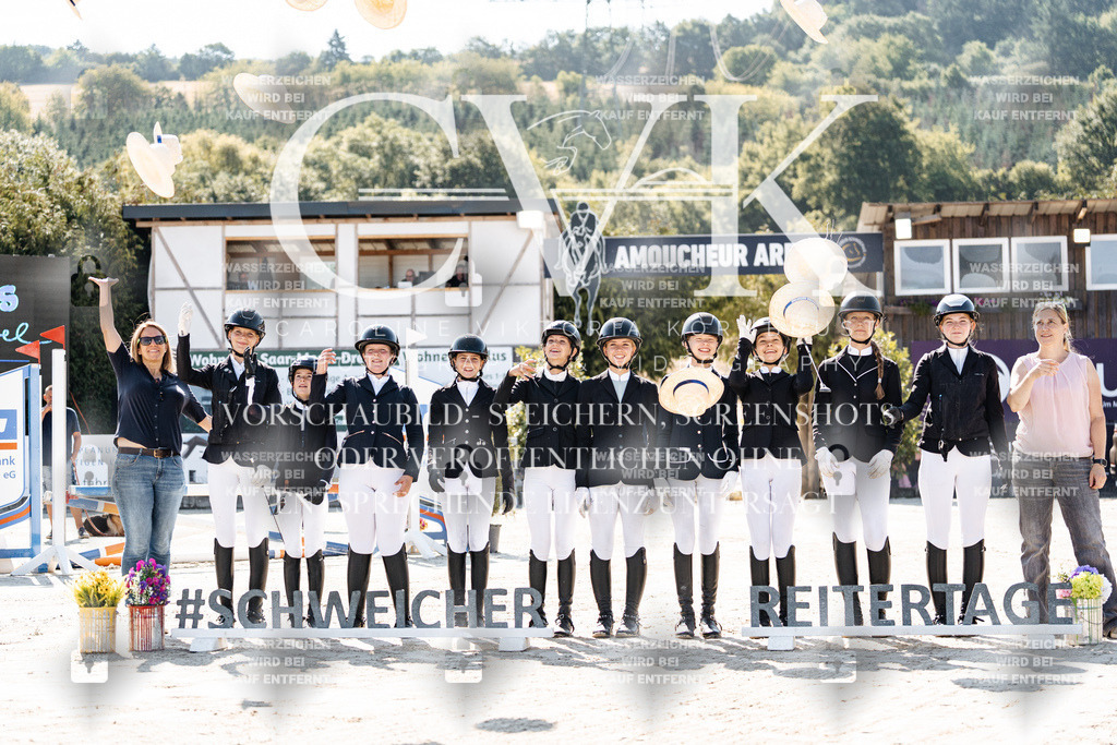 CK904929 | Turnierfotografie Pferdefotografie Trier Rheinland-Pfalz Pferdesport Reitsport Tierfotografie Sportfotografie Pferdevideo Pferdevideografie Equestrianvideography equestrianphotography  - Realisiert mit Pictrs.com