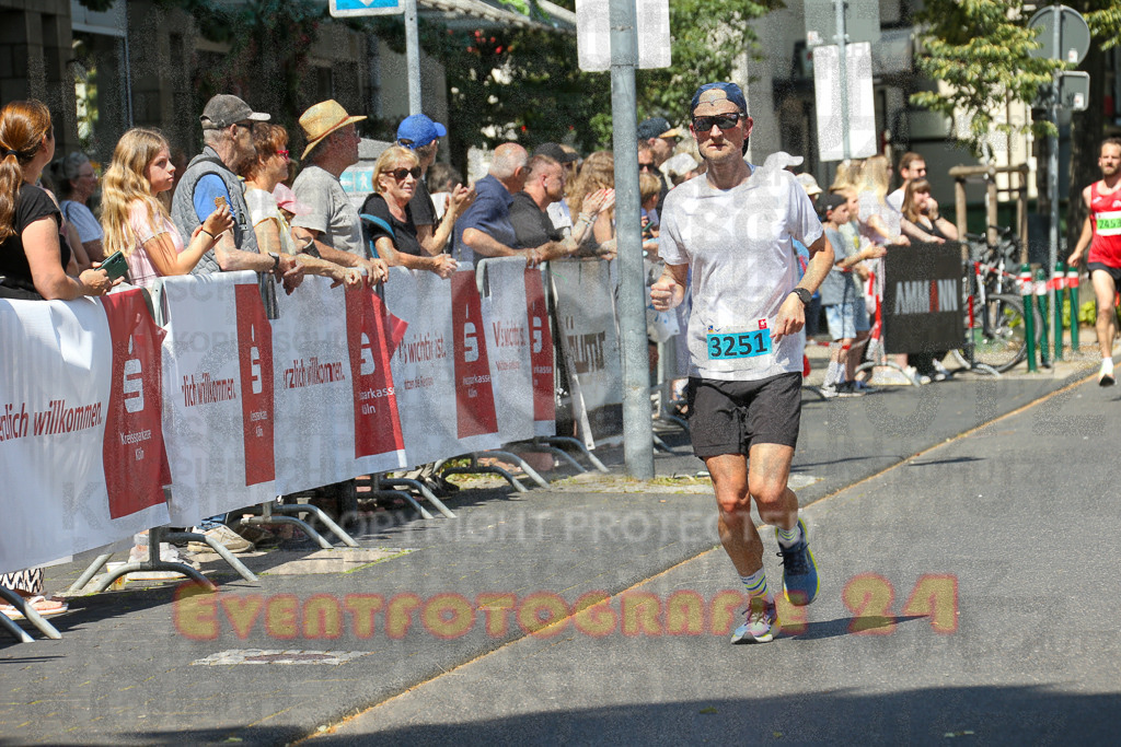 250621_1143_EX1_3864 | Sportfotografie im Rhein-Sieg Kreis, Köln, Bonn, NRW, Rheinland Pfalz, Hessen, etc. Unser Tätigkeitsfeld umfasst den Laufsport vom Volkslauf über den Marathon, Duathlon, Triathon bis zum Ultralauf wie Kölnpfad Ultra oder Schindertrail.
