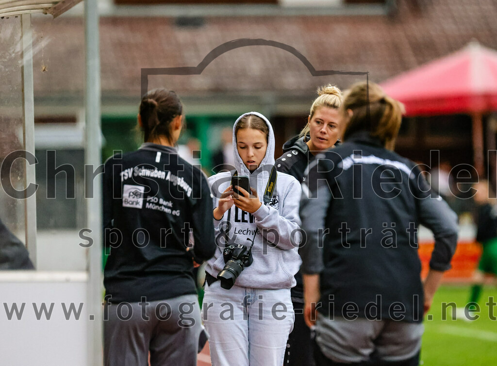 2023-10-07_003_FC_Forstern_gegen_TSV_Schwaben_Augsburg | Forstern, Deutschland, 07.10.2023:
Fußball, Frauen Bayernliga 2023 / 2024, 6. Spieltag, FC Forstern gegen TSV Schwaben Augsburg, Endergebnis: 1:6

Foto: Christian Riedel / fotografie-riedel.net