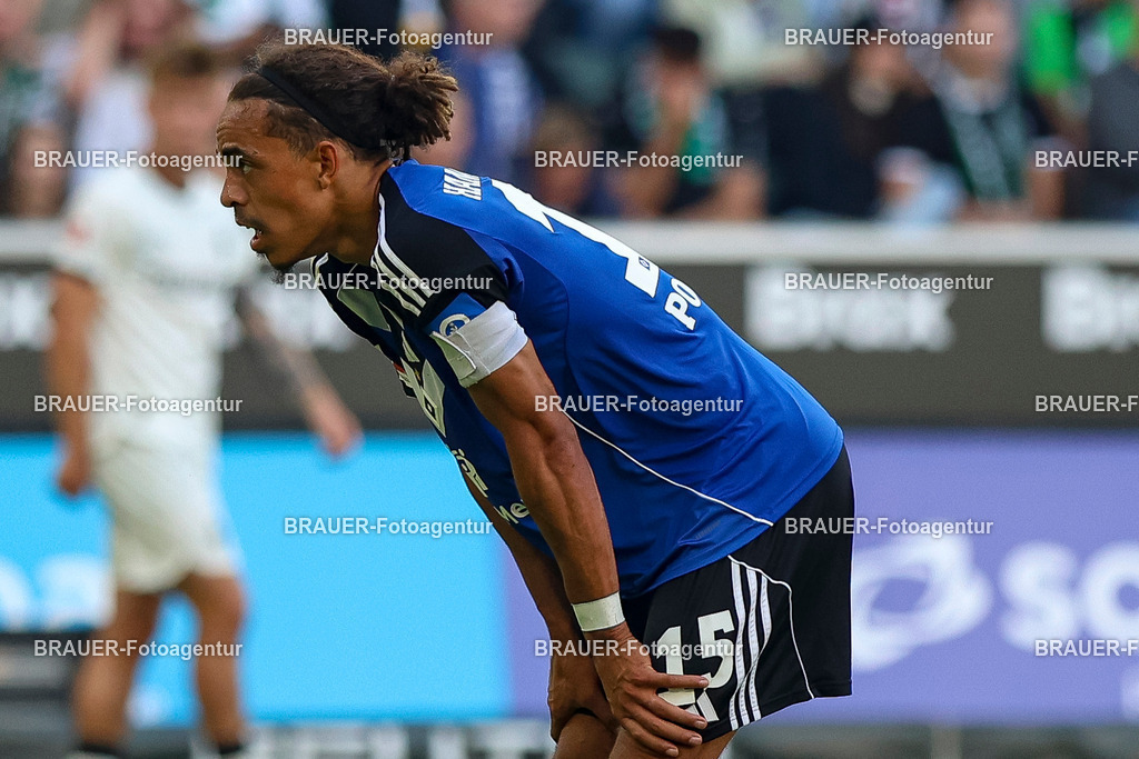 Borussia Mönchengladbach vs Hamburger SV - Bundesliga  | Mönchengladbach, Deutschland, 24.08.25:   Yussuf Poulsen (Hamburger SV) ist enttäuscht waehrend des Spiels der Bundesliga zwischen Borussia Mönchengladbach vs Hamburger SV im Stadion im Borussia Park(Foto von Brauer-Fotoagentur / Adrian Schlueter)
