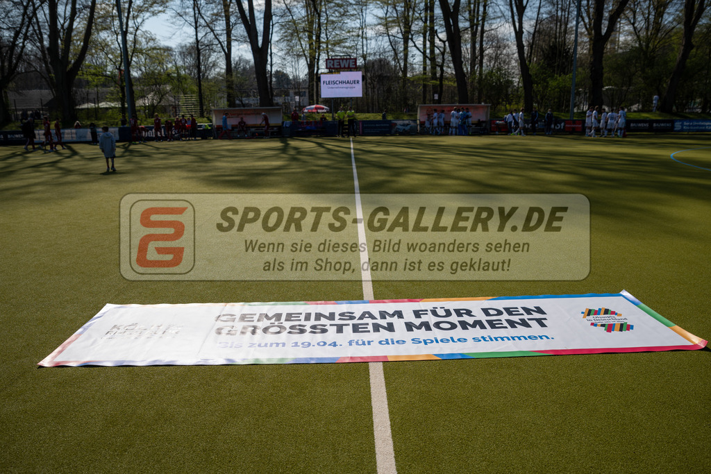 SFE_20260321_0001 | Köln, Deutschland, 21.03.26: Feldhockey 1. Bundesliga Herren zwischen Rot-Weiss Köln - Mannheimer HC im REWE Sportpark am 21.03.2026 in Köln, Deutschland. (Foto von Stephan Fehrmann)Köln, Germany, 21.03.26: Feldhockey 1. Bundesliga Herren between Rot-Weiss Köln - Mannheimer HC in REWE Sportpark at 21.03.2026 in Köln, Deutschland. (Foto from Stephan Fehrmann)