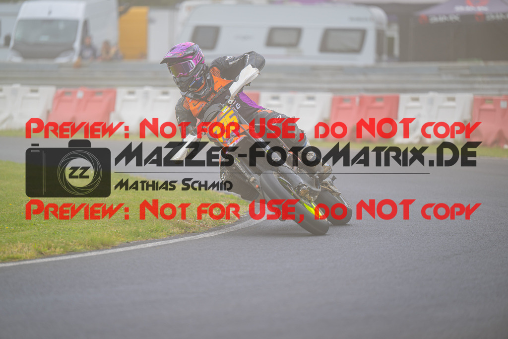 MaZZes-Fotomatrix-20260508-55585 | G4