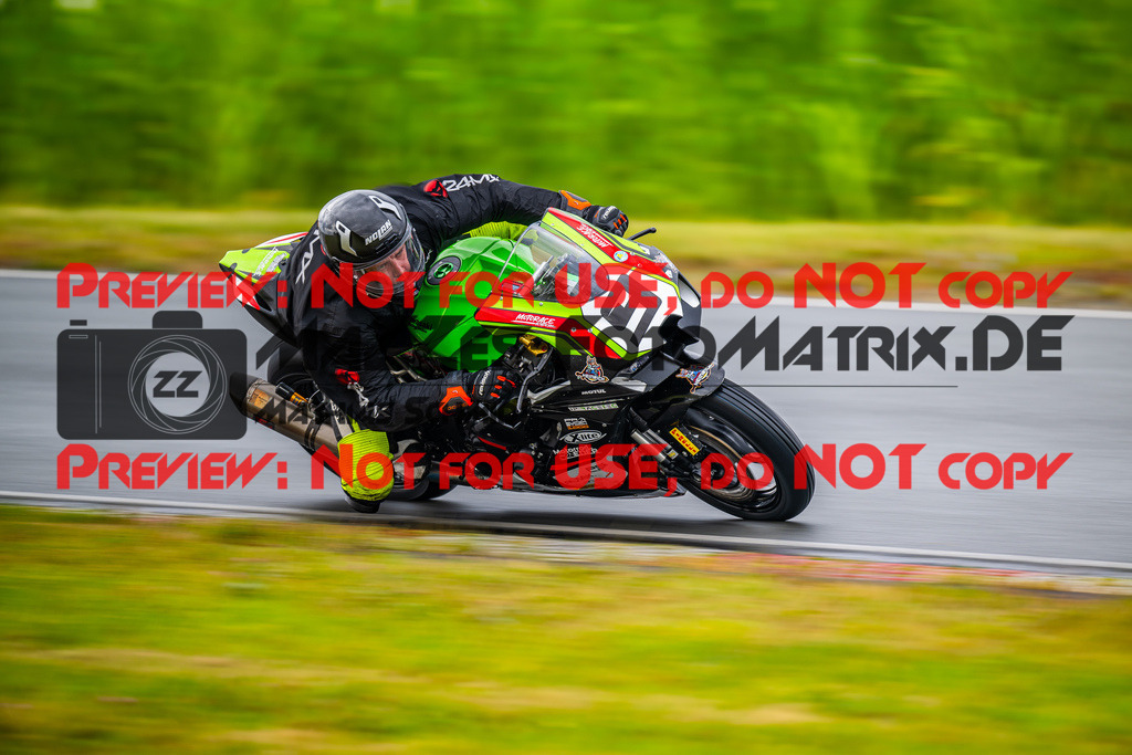 MaZZes_FotoMatrix_240727_6007705_8489 | STK