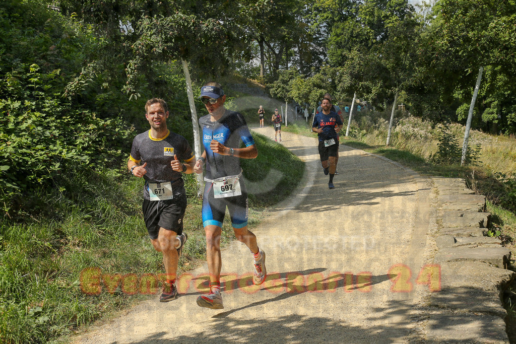 250824_1436_EX1_6854 | Sportfotografie im Rhein-Sieg Kreis, Köln, Bonn, NRW, Rheinland Pfalz, Hessen, etc. Unser Tätigkeitsfeld umfasst den Laufsport vom Volkslauf über den Marathon, Duathlon, Triathon bis zum Ultralauf wie Kölnpfad Ultra oder Schindertrail.