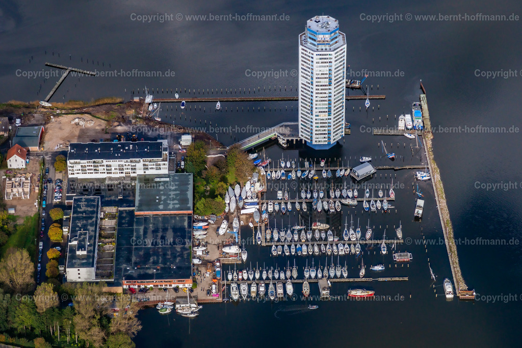 PLB_6292_SL_Wikingport | LUFTBILD. Schleswig - Yachthafen. __ " WIKINGPORT " am Wikingturm. - Realisiert mit Pictrs.com