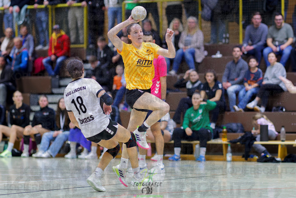 Frauen Oberliga Mitte (HHV); HSG Eibelshausen/Ewersbach - HSG Linden | Frauen Oberliga Mitte (HHV); HSG Eibelshausen/Ewersbach - HSG Linden am 15.11.2025 in Eibelshausen (Holderberghalle)Photo © 2025 - Jörg Heinrich - Realisiert mit Pictrs.com