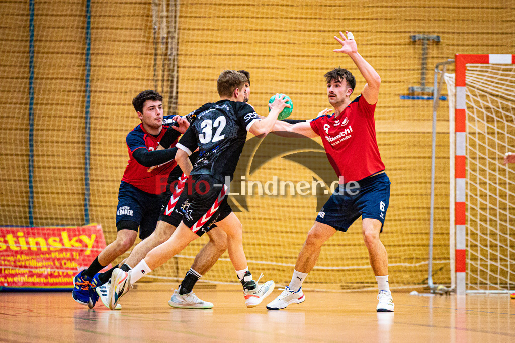 TSV Weiheim gegen SC U´hofen-Germering II | Bezirksliga Handball Herren 2024/25, TSV Weiheim gegen SC U´hofen-Germering II, 20250118,Andreas KUNZ (TSV Weilheim 6) in der Abwehr,2025-01-18 in Weilheim (Jahnhalle)Andreas KUNZ (TSV Weilheim 6)Copyright: WolfgangxLindner