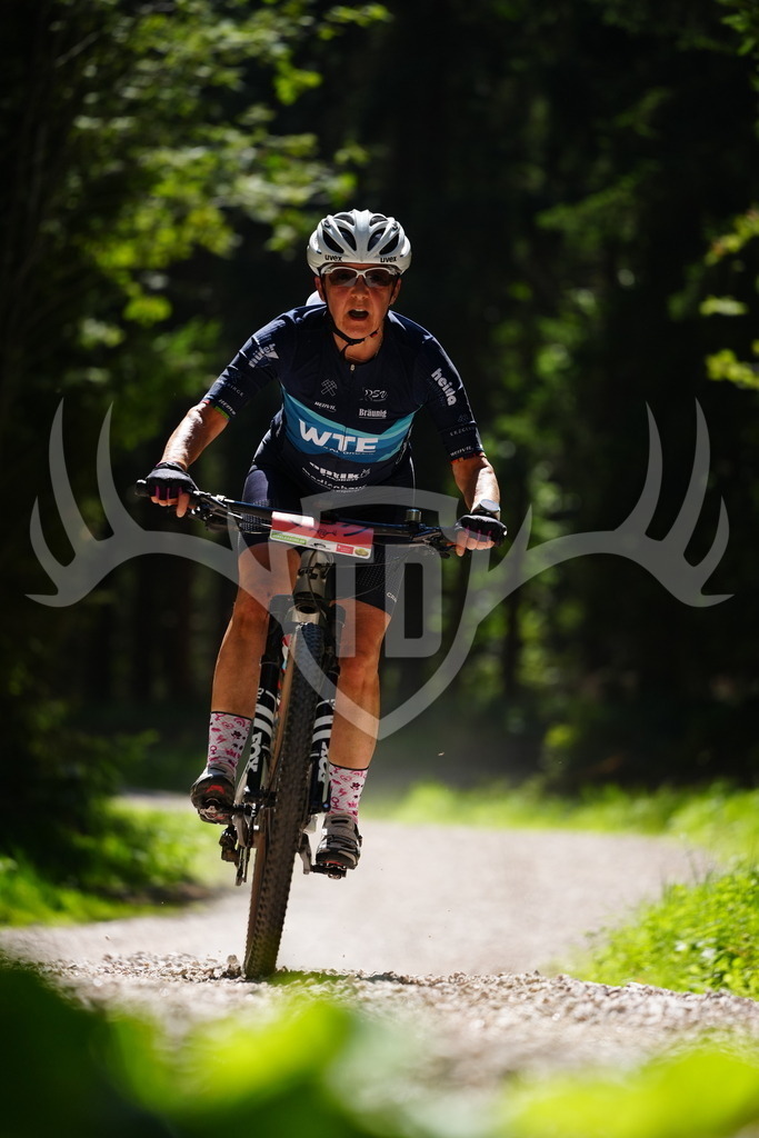 FC102269 | Fotogalerie der Treibjagd im Dunkelwald - Dein MTB Etappenrennen im Erzgebirge - Realisiert mit Pictrs.com