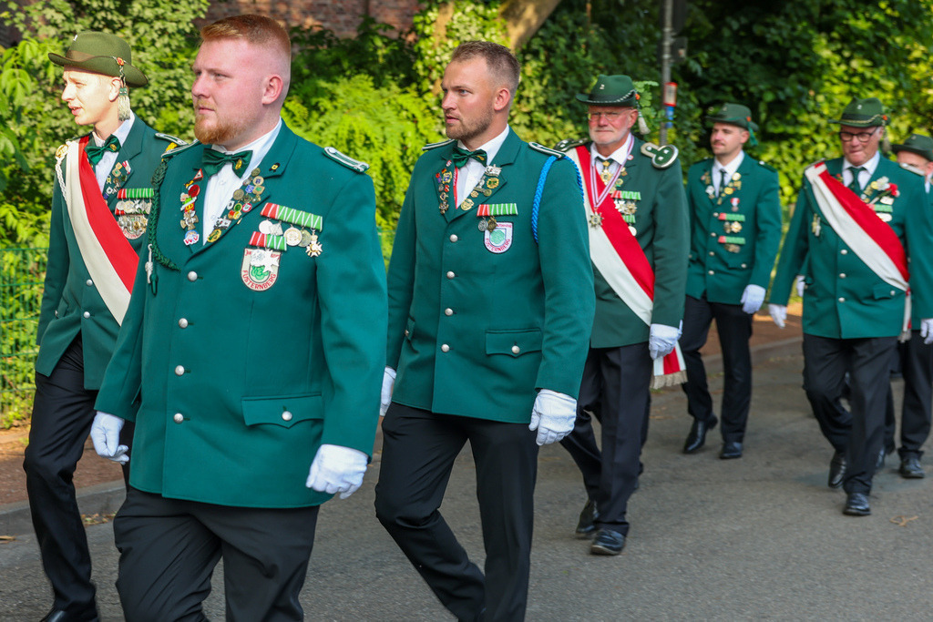 top-top.de-250530-067 | Foto, Video, Fotografie, Videografie, Fotobox, DJ, Discjockey, Musik, Musikbox, Veranstaltung, Photobooth, Amazon, Ebay, Buchtipp, Bestseller, Autor, Verlag, Buch, Wesel, Hamminkeln, NRW, Dinslaken, Rees, Drohne, Hochzeit, Party, Fotobox, Wesel, Fotograf