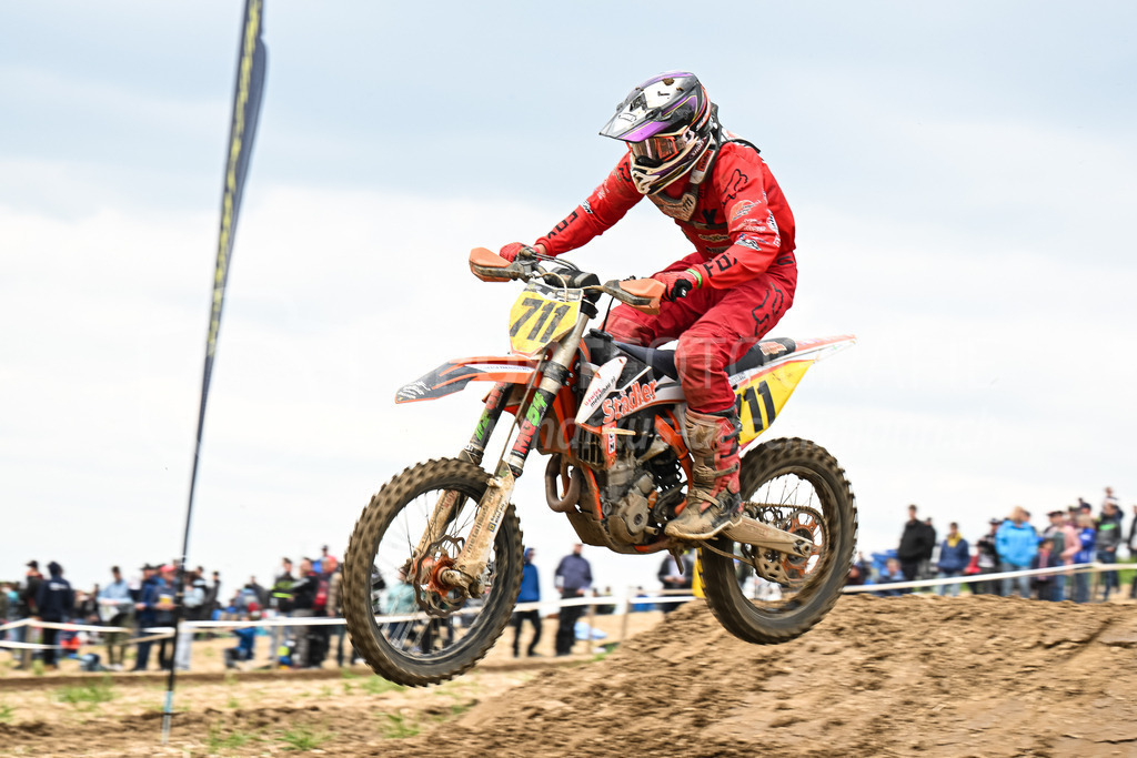 Motocross Schlatt bei Winterthur - 30. April 2023 | #711 Wirth Luca aus Au (CH) auf KTM in der Kategorie ProRace Serie am Motocross Schlatt bei Winterthur, 30. April 2023. 
Instagram: @mx_schlatt | @mc_wila | @sam_schweiz
Bild: Sportfotografie Markus Aeschimann | www.markus-aeschimann.ch - Realisiert mit Pictrs.com