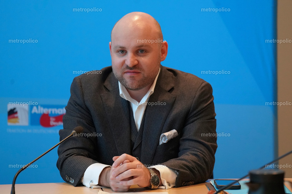 Markus Frohnmaier im Pressegespräch | Metropolico