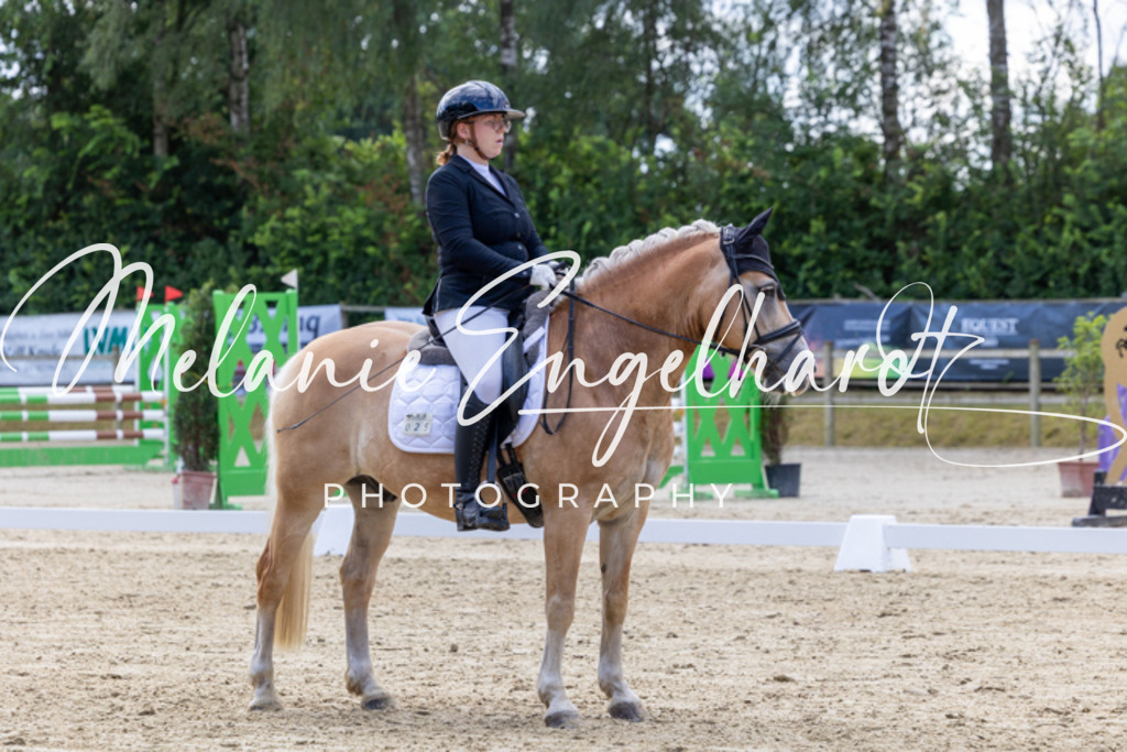 7I8A4122 | melanie-engelhardt-photography - Realisiert mit Pictrs.com