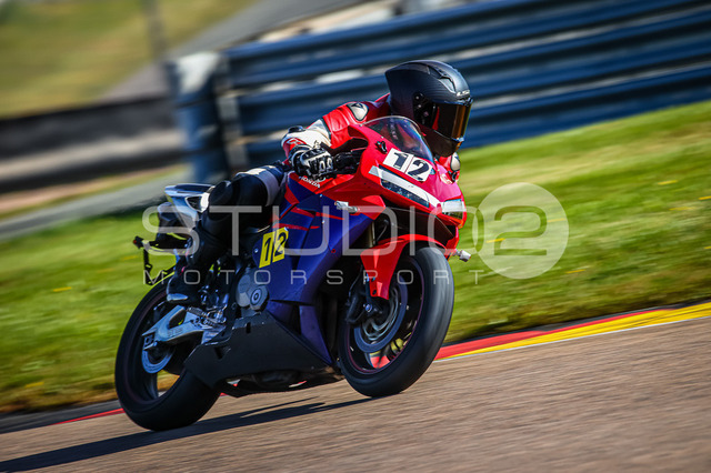 0012-250919SR-003_12 | Deine Full-Service-Agentur für ✔️Videoproduktionen und ✔️Motorsportfotografie Jetzt Angebot anfragen!