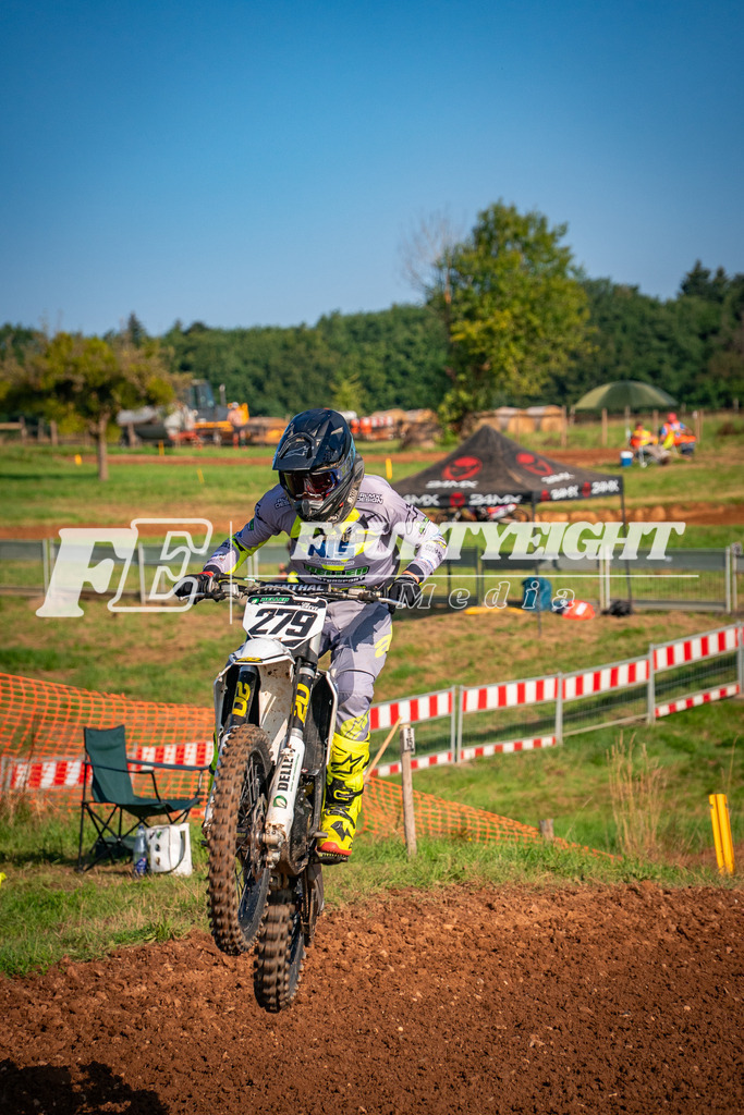 DSC01051 | fourtyeightmedia - Realisiert mit Pictrs.com