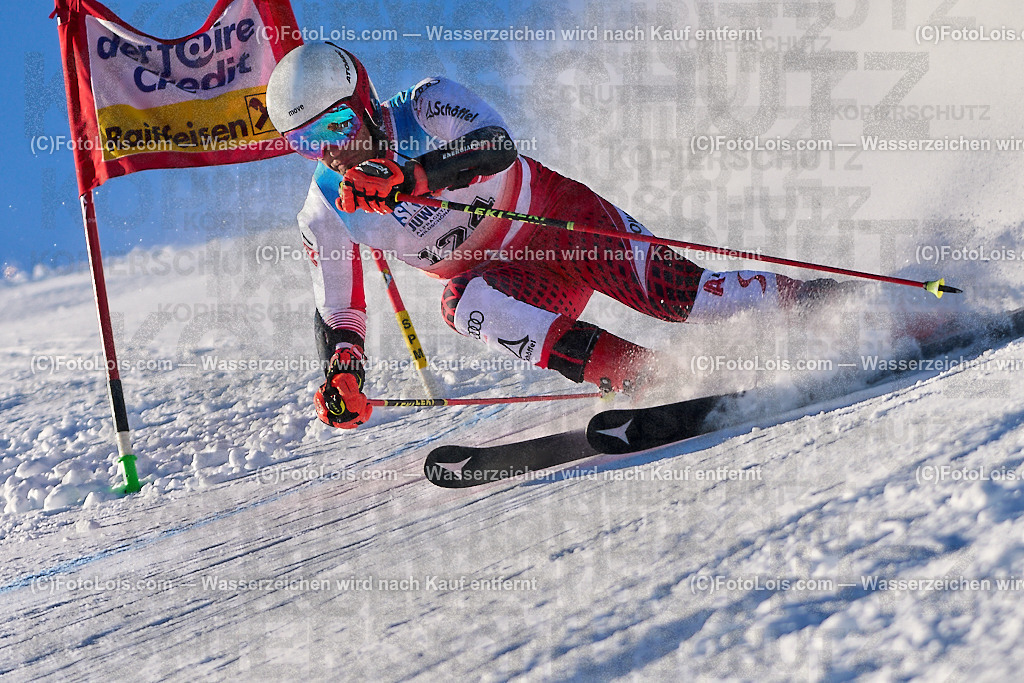 ALP4916_MASTERS-Cup_GS-A Herrn_Seiser Juergen | (C)FotoLois.com, Alois Spandl. FIS Masters-Cup Wildschönau, Giant Slalom auf der Piste Schatzberg GS, Siegerehrung auf dem Dorfplatz Niederau, Sa 13. Januar 2024.