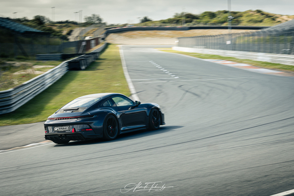 R6AT0836 _Alexander Tschuncky | Entdecken Sie die faszinierende Welt von Alexander Tschuncky Arts: Kreative Fotografie, atemberaubende Automobilkunst und hochwertiger Bilderdruck. Lassen Sie sich inspirieren! - Realisiert mit Pictrs.com