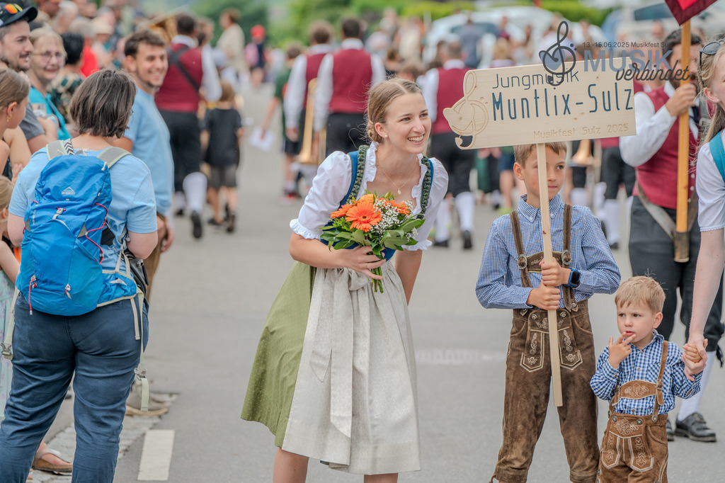 DSC_5661 | "Fussifoto.com – Ihr Ansprechpartner für hochwertige Fotografie! Entdecken Sie kreative Bilder und professionelle Dienstleistungen. Kontaktieren Sie uns für Ihre Projekte!"