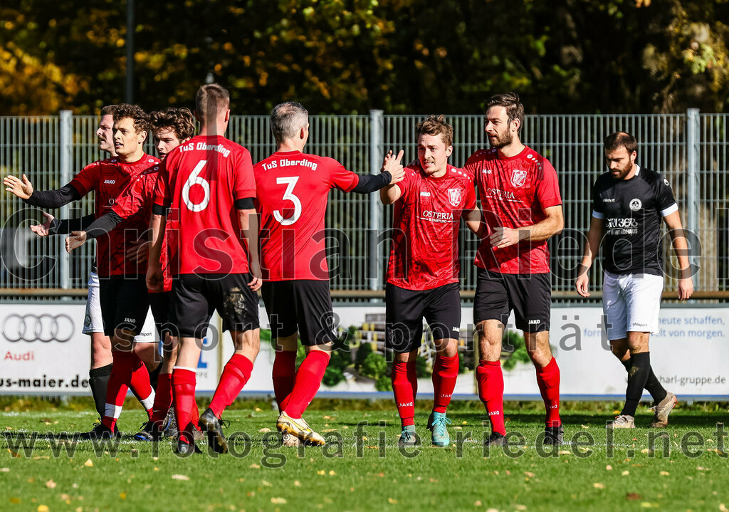 2023-11-05_028_FC_Herzogstadt_gegen_TuS_Oberding | Erding, Deutschland, 05.11.2023:
Fußball, Kreisklasse 2023 / 2024, 14. Spieltag, FC Herzogstadt gegen TuS Oberding, Endergebnis: 4:5

Jubel nach dem 0:1 durch Sebastian Stemmer (TuS Oberding, #7)

Foto: Christian Riedel / fotografie-riedel.net