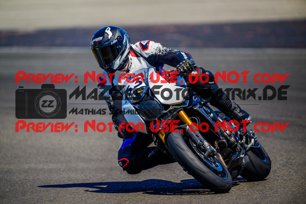 MaZZes_Fotomatrix_20250519_6007705_1581 | GELB