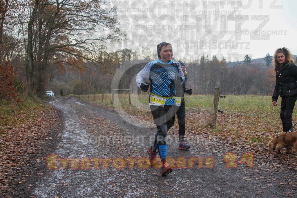 221211_1454_EV4_5812 | Sportfotografie im Rhein-Sieg Kreis, Köln, Bonn, NRW, Rheinland Pfalz, Hessen, etc. Unser Tätigkeitsfeld umfasst den Laufsport vom Volkslauf über den Marathon, Duathlon, Triathon bis zum Ultralauf wie Kölnpfad Ultra oder Schindertrail.