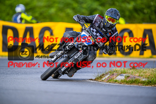 MaZZes_FotoMatrix_220528_2249 | Fotograf Mathias Schmid
Sportfotograf,
Eventfotograf,
Hochzeitsfotograf,
Portraitfotograf