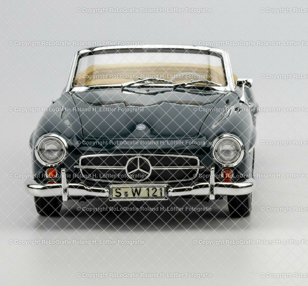 Fahrzeug_31 | Modellfahrzeug in Modellandschaft - Realisiert mit Pictrs.com