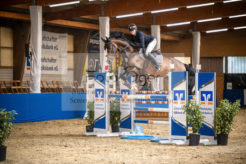 DOS_1066 | Entdecke hochwertige Reitturnierfotos von Foto Oger. Professionell, emotional und authentisch – jetzt Lieblingsmomente im Shop bestellen.Deutschlandweite Turnierfotografie. - Realisiert mit Pictrs.com